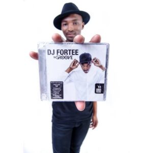 DJ Fortee Feat. Mckenzie & La Shad - Motho Wa Motho (Afro House) 2016