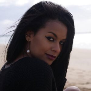 Elly Rodrigues - Quem Ama Cuida (Kizomba) 2018