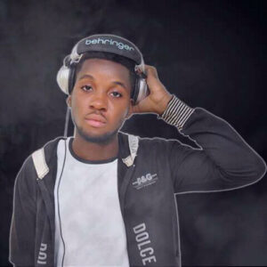 Artista: Rui Orlando Música: Até de Manhã (feat. Zona 5) Género: Kizomba / Zouk Formato: Mp3 Qualidade: 224 Kbps Produtora / Produção: LS & Republicano Ano de Lançamento: 2019 Tamanho: 7.8 MB  DOWNLOAD MUSICA