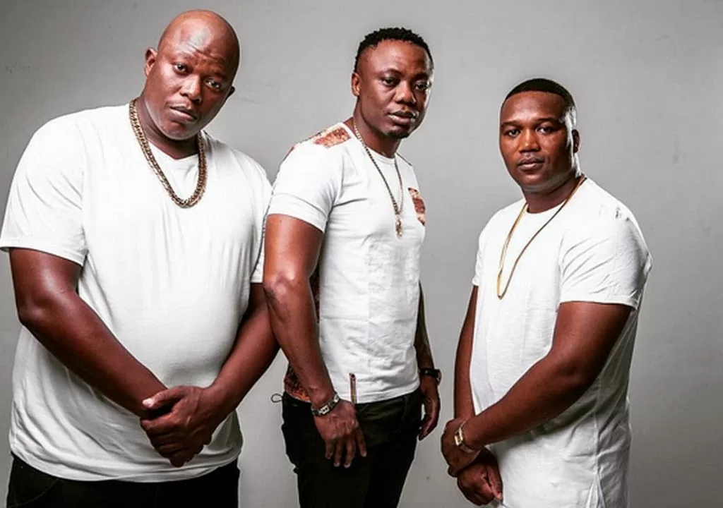Big Nuz feat Babes Wodumo & Dj Tira – Amatsege Tsege (Argento Dust Remix) 2017
