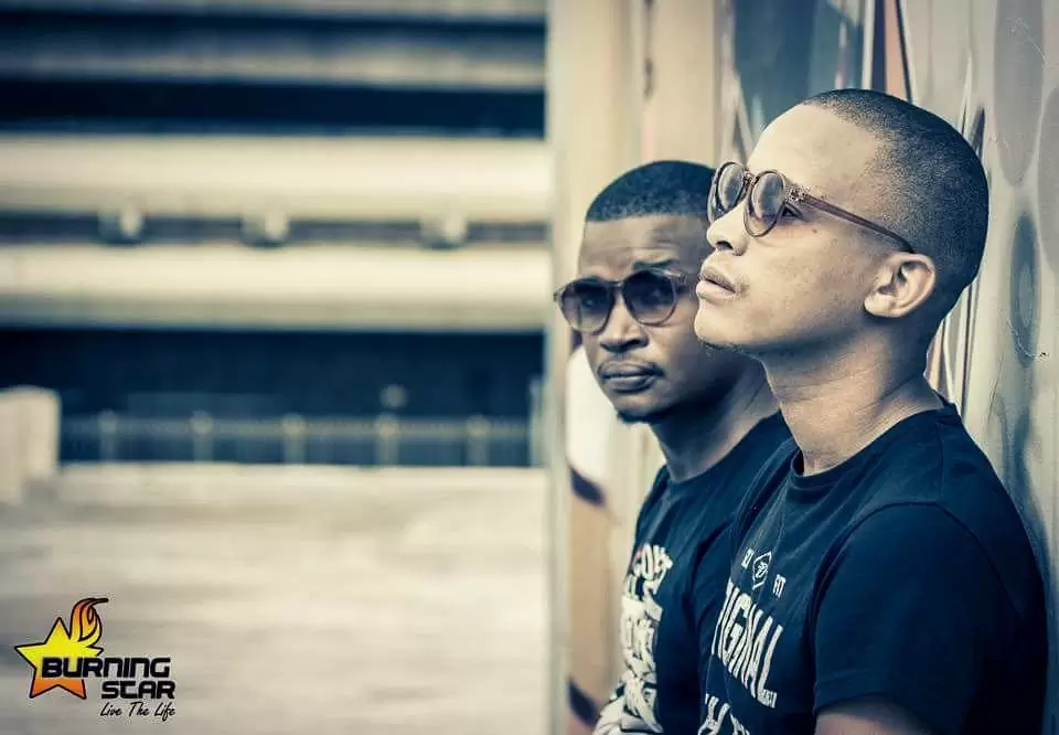 Dvine Brothers & Ckenz Voucal – Beautiful Mess (Afro House) 2017