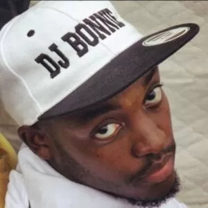 DJ Bonnie feat. Boyzee & SneMusiq - Mzansi (Afro House) 2017