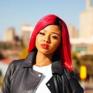 Babes Wodumo feat. Mampintsha - Wololo (2017 Remix)