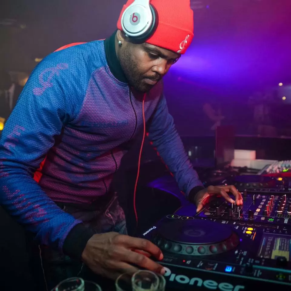 DJ Cleo – 15 Min Afro House Mix
