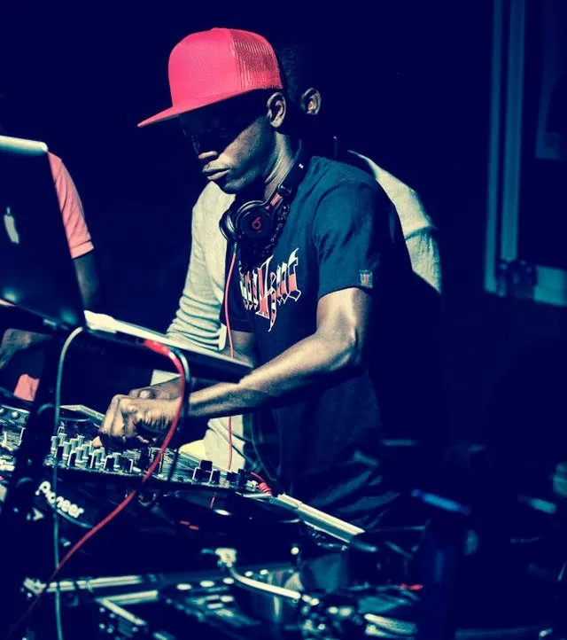Dj Havaiana – Internacional Vibe (Afro House Mix) 2017
