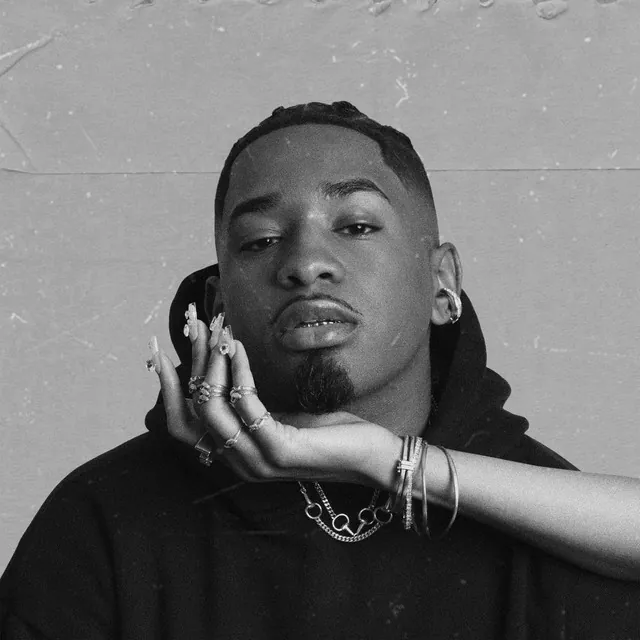 Lisandro Cuxi – Siki Siki